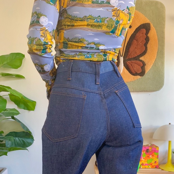 Vintage Denim - Deadstock 70s crisp bootcut flares unisex 32x32